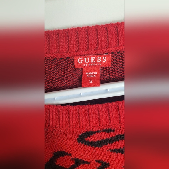 PRELOVED - sweater dress guess red size small - Picture 3 of 3